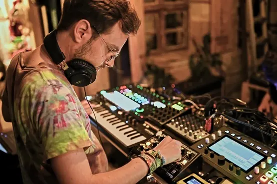 Laminar Flow Duo bei gemeinsamer Live-Improvisation - Ambient Musik